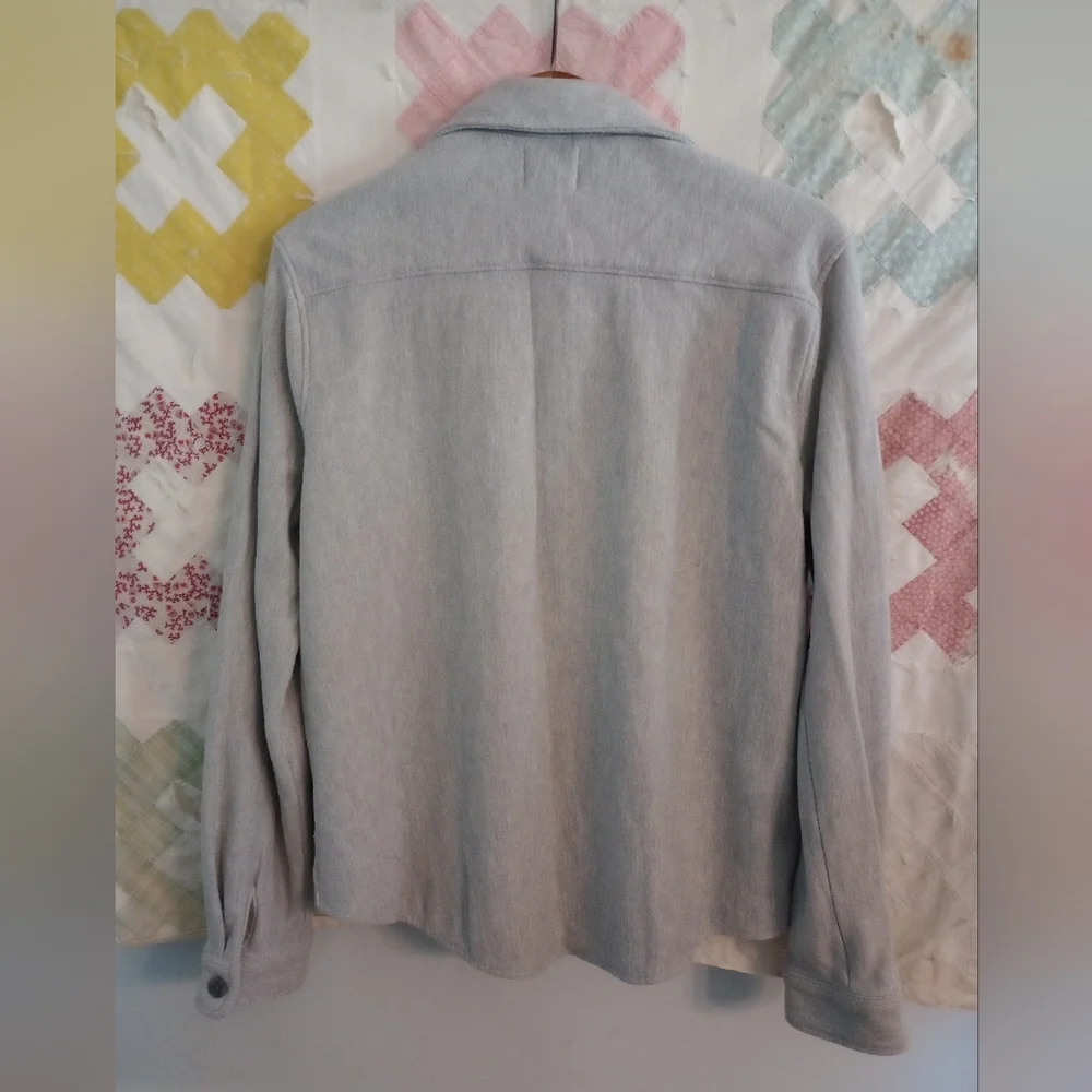 Mutual Weave knit button-down shirt/jacket - Picture 5 of 5
